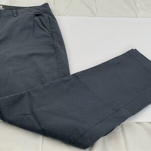 L.L. Bean women’s Favorite Fit Khakis size 14